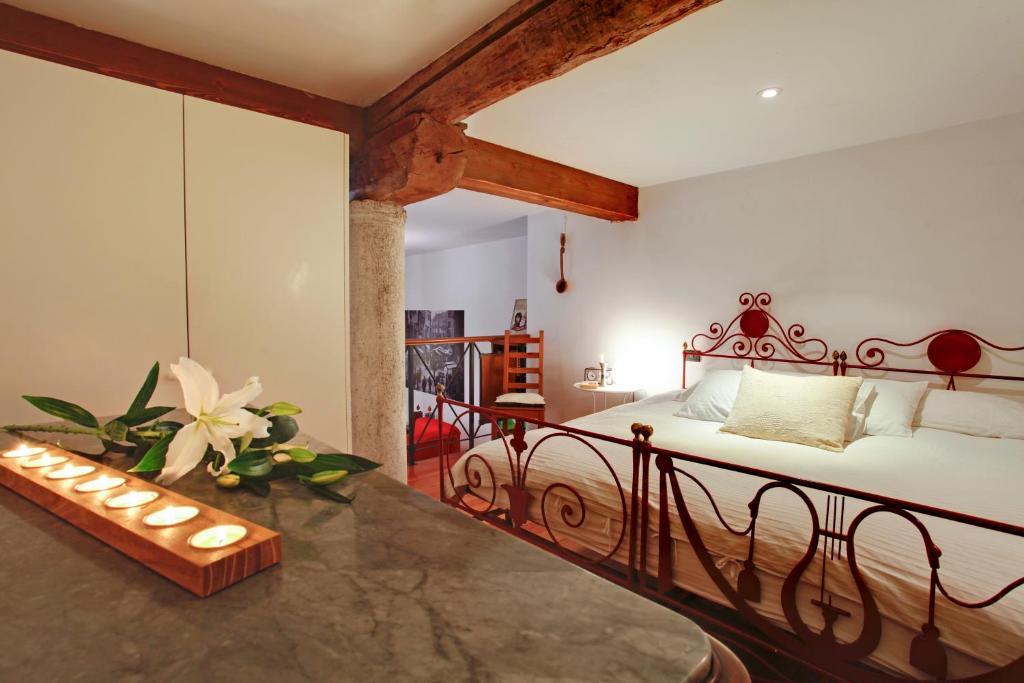 Ca' Cortigiane Suite Venedig Zimmer foto